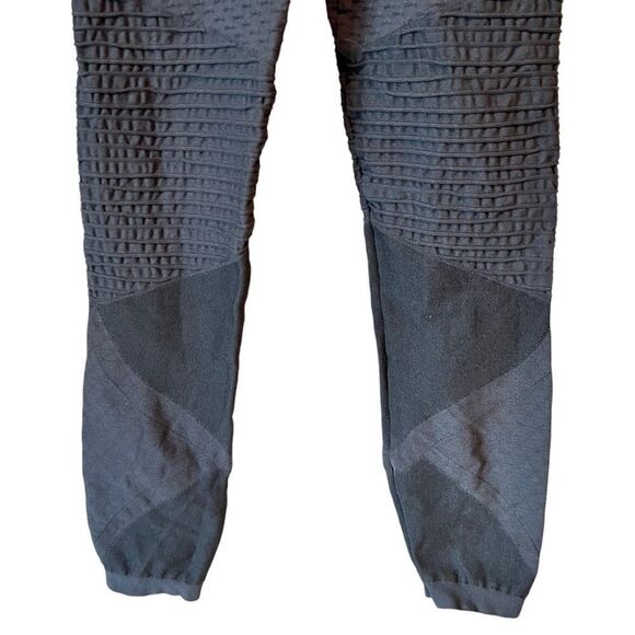 Spanx Look At Me Now Seamless Moto Leggings - Picture 3 of 9